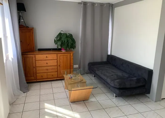 Pretty Norman Pearl With Garden Hébergement de vacances