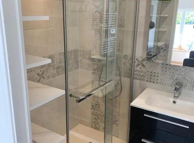 Ferienhaus Pretty Norman Pearl With Garden